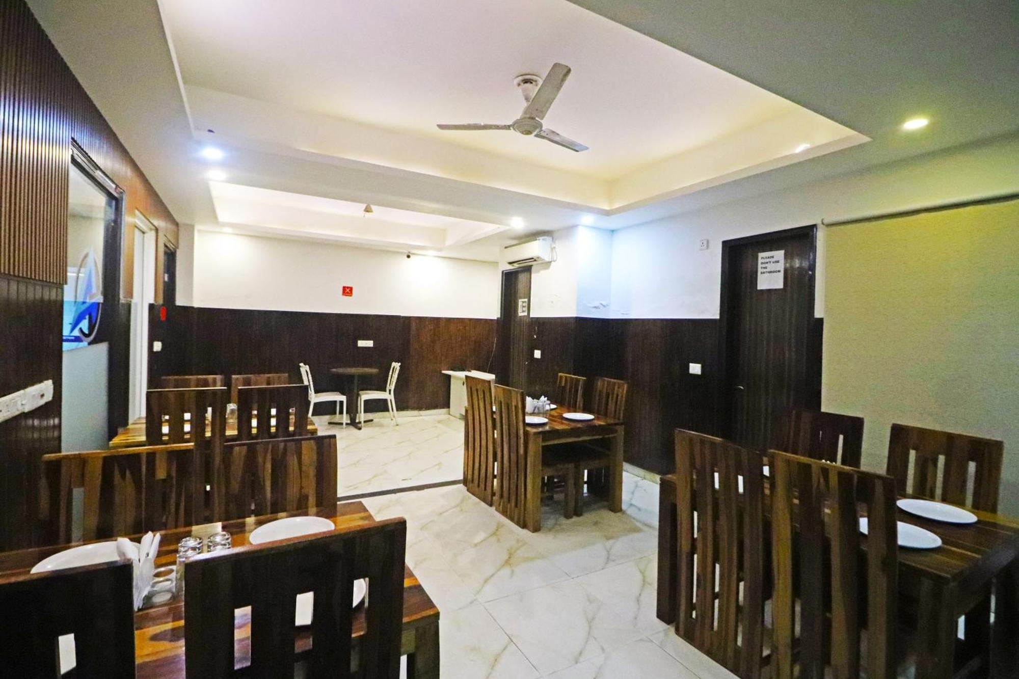 Hotel Mayda Prime Near Delhi Airport Ню Делхи Екстериор снимка