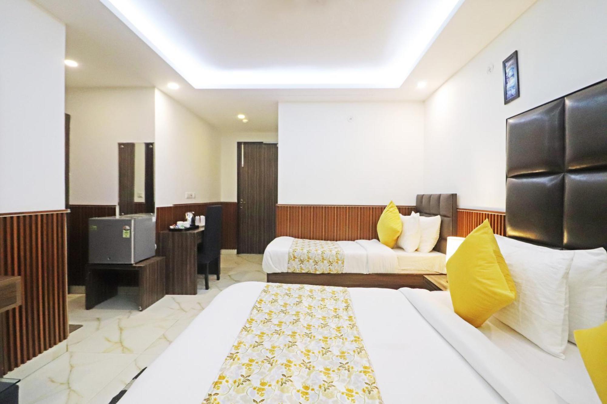 Hotel Mayda Prime Near Delhi Airport Ню Делхи Екстериор снимка